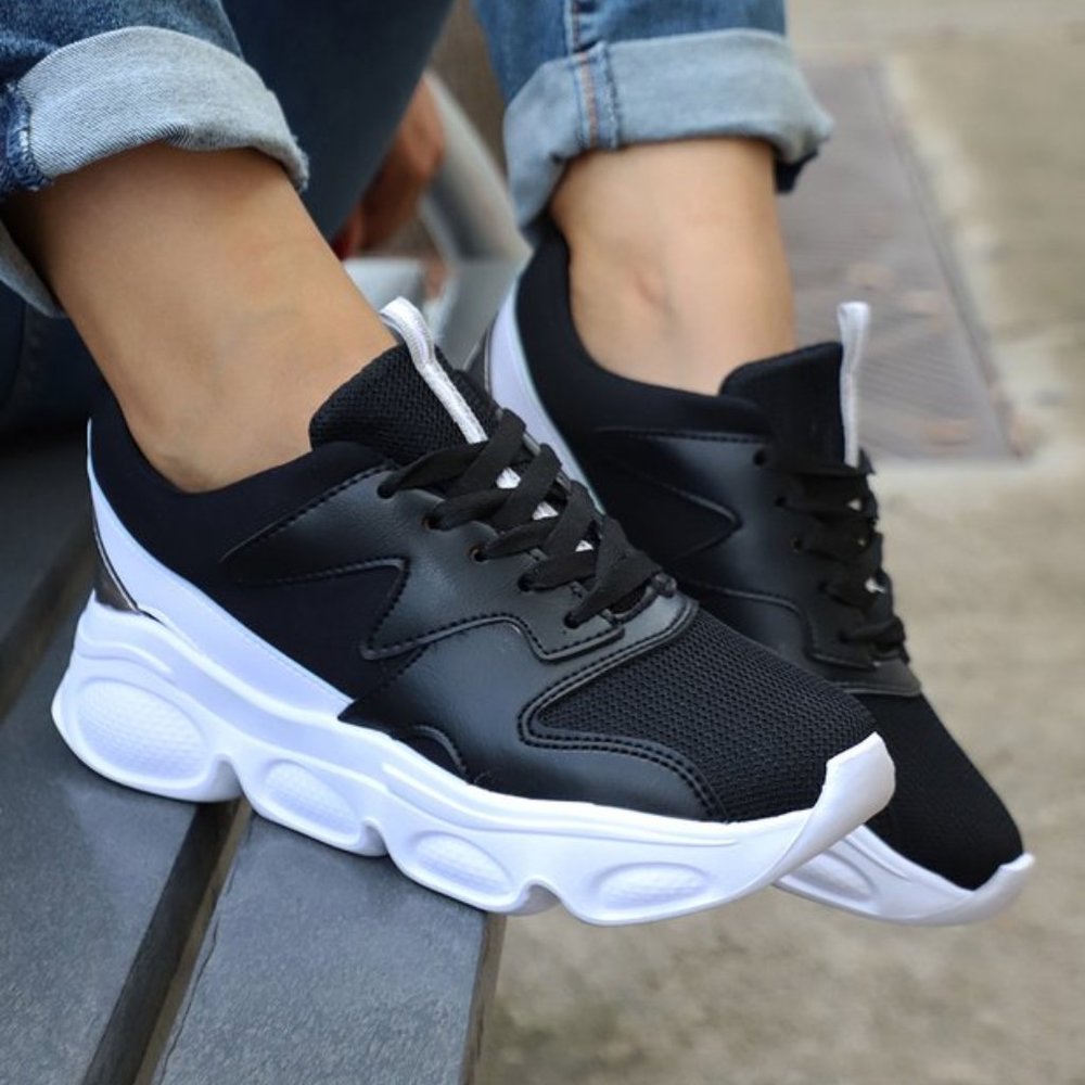 Maker's sneakers Size 6